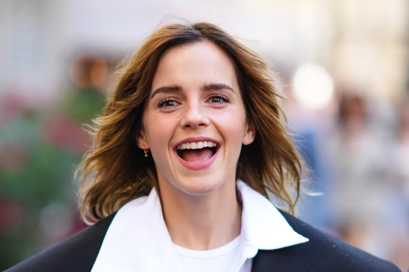 Is Emma Watson Gay? Relationship History and Sexuality